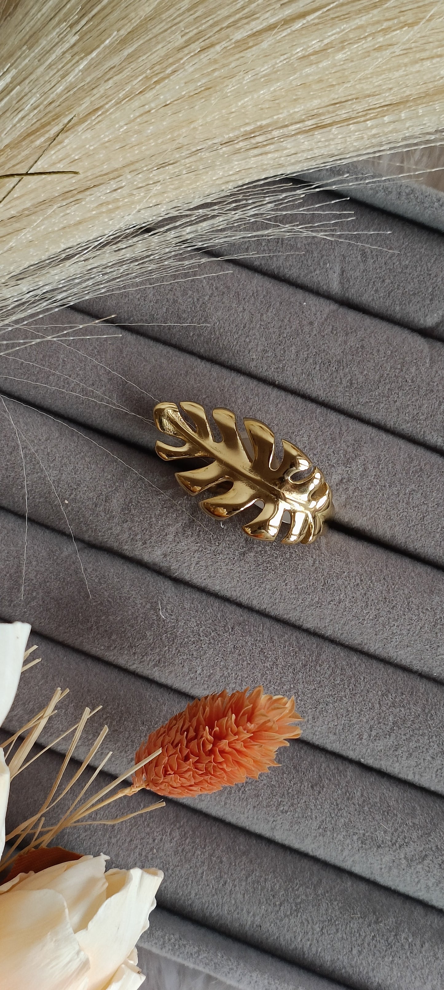 Anti tarnish gold plated leaf ring