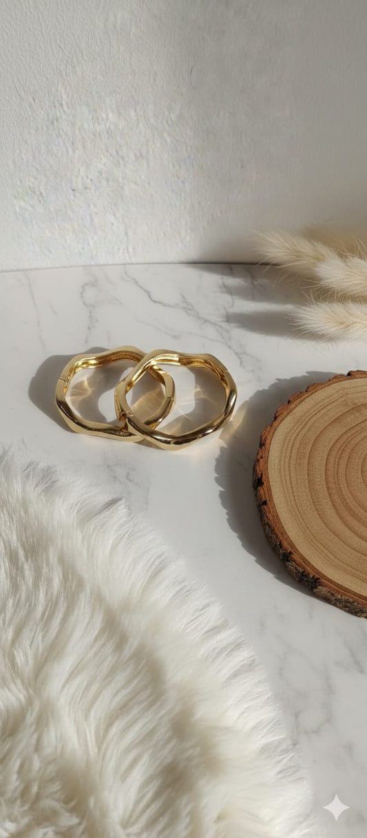 Anti Turnish Bangle Size : Adult