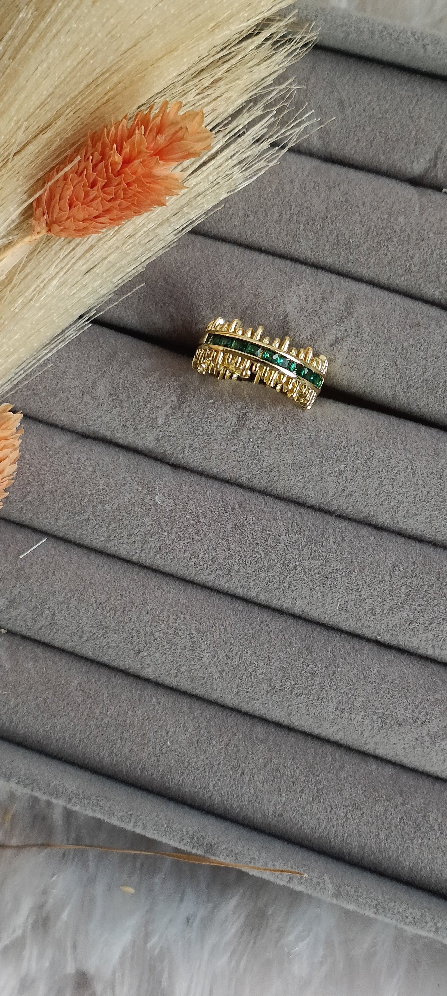 Anti turnish udjustable stone ring