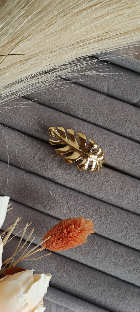 Anti tarnish gold plated leaf ring